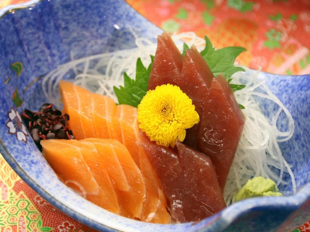 Marina Hotel Kaiku Annex Shirahama Seaside Hotel Екстериор снимка